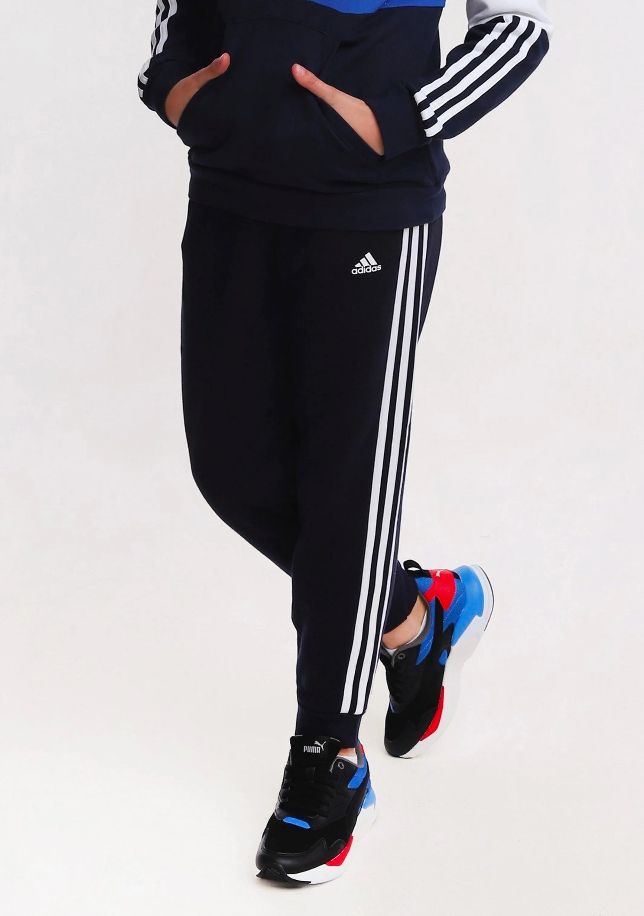 Adidas Boys 3 Stripe Fleece Pants Navy <br> GQ8898