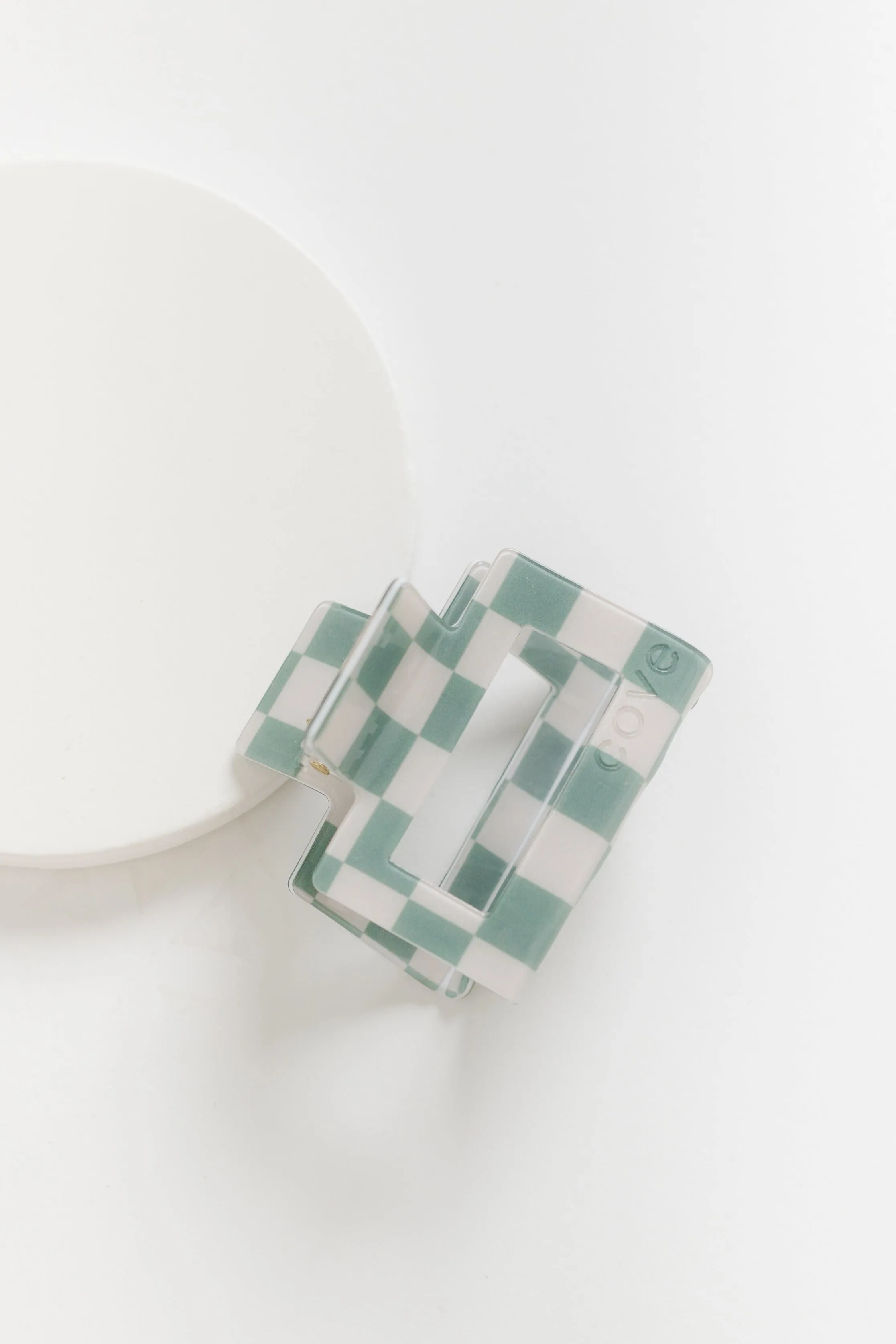 Cove Retro Checkered Hair Claw