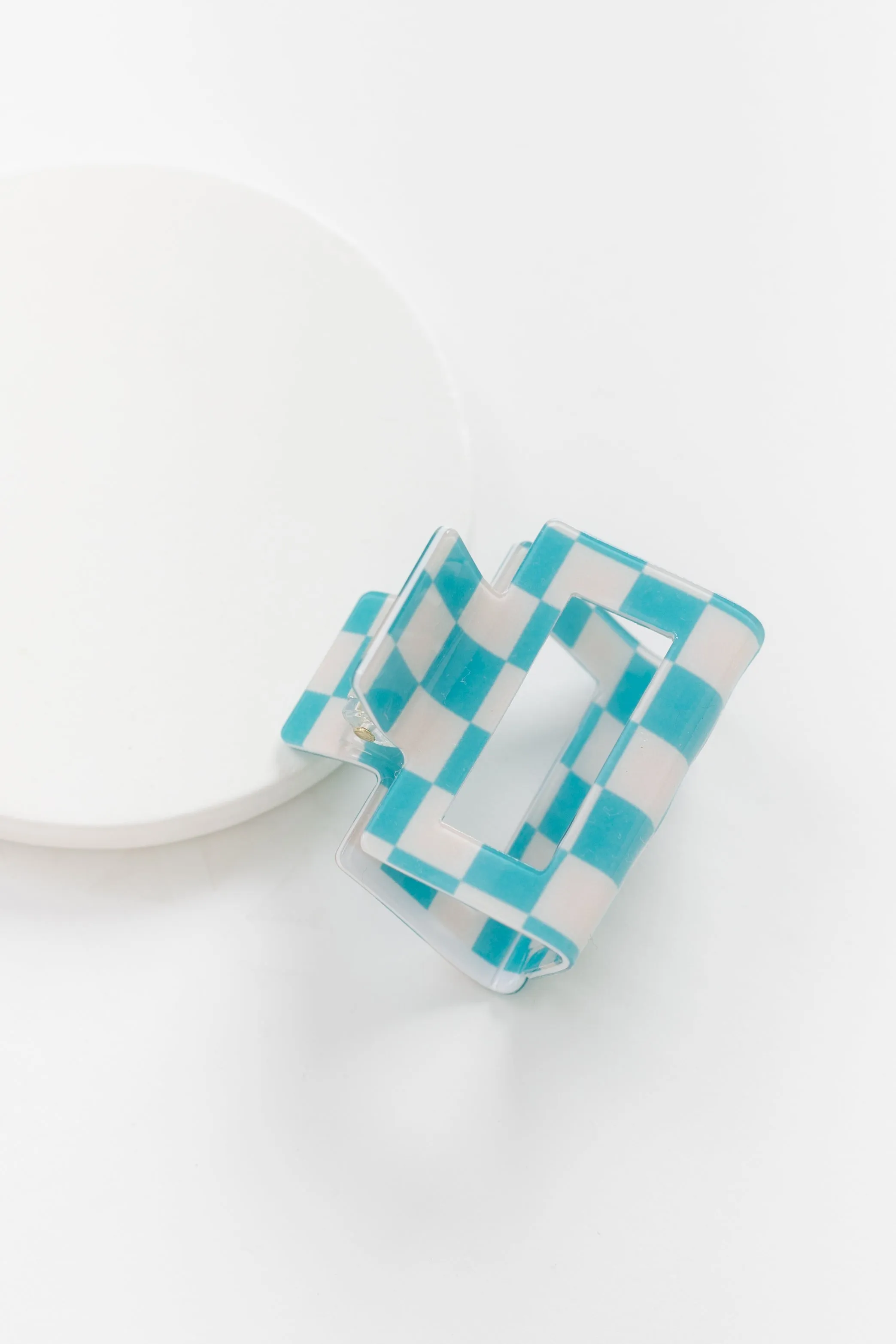 Cove Retro Checkered Hair Claw