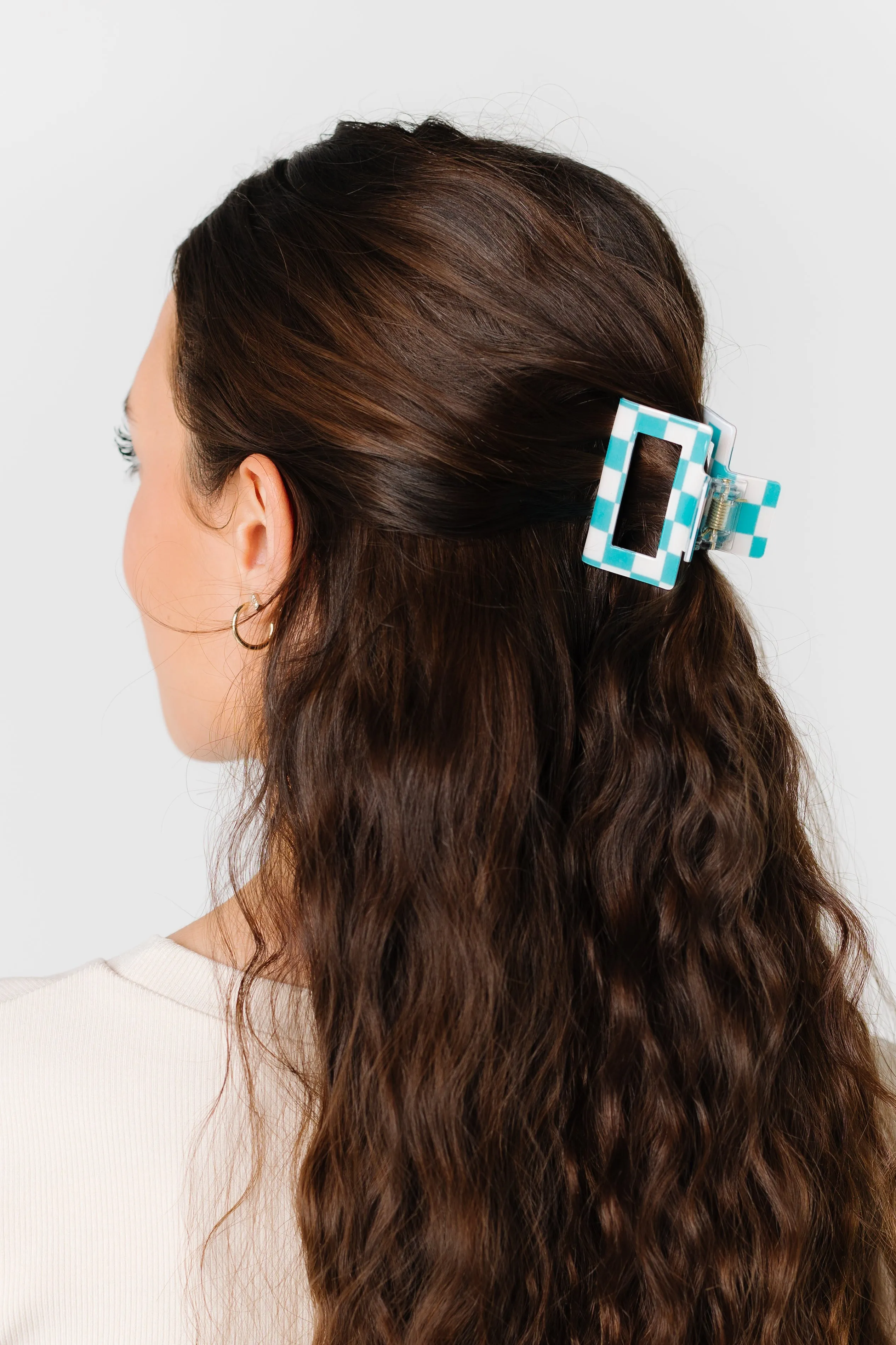 Cove Retro Checkered Hair Claw