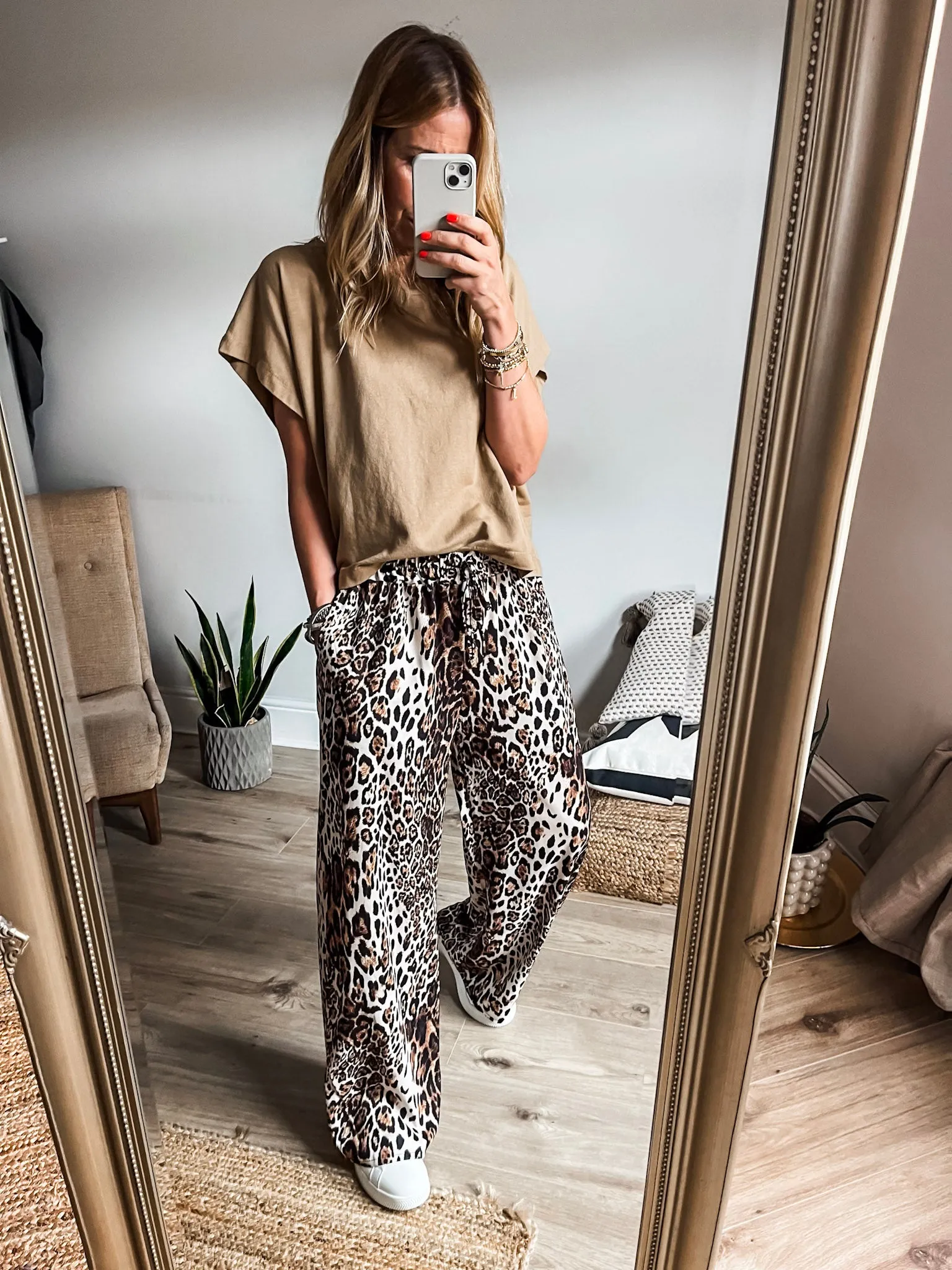 Cropped Sweat Top