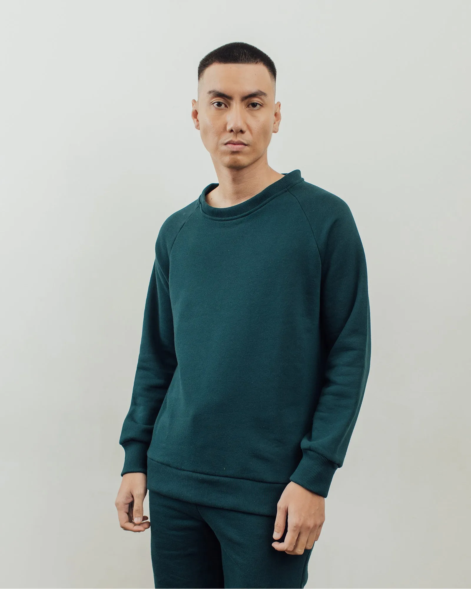 ESSENTIAL CREWNECK