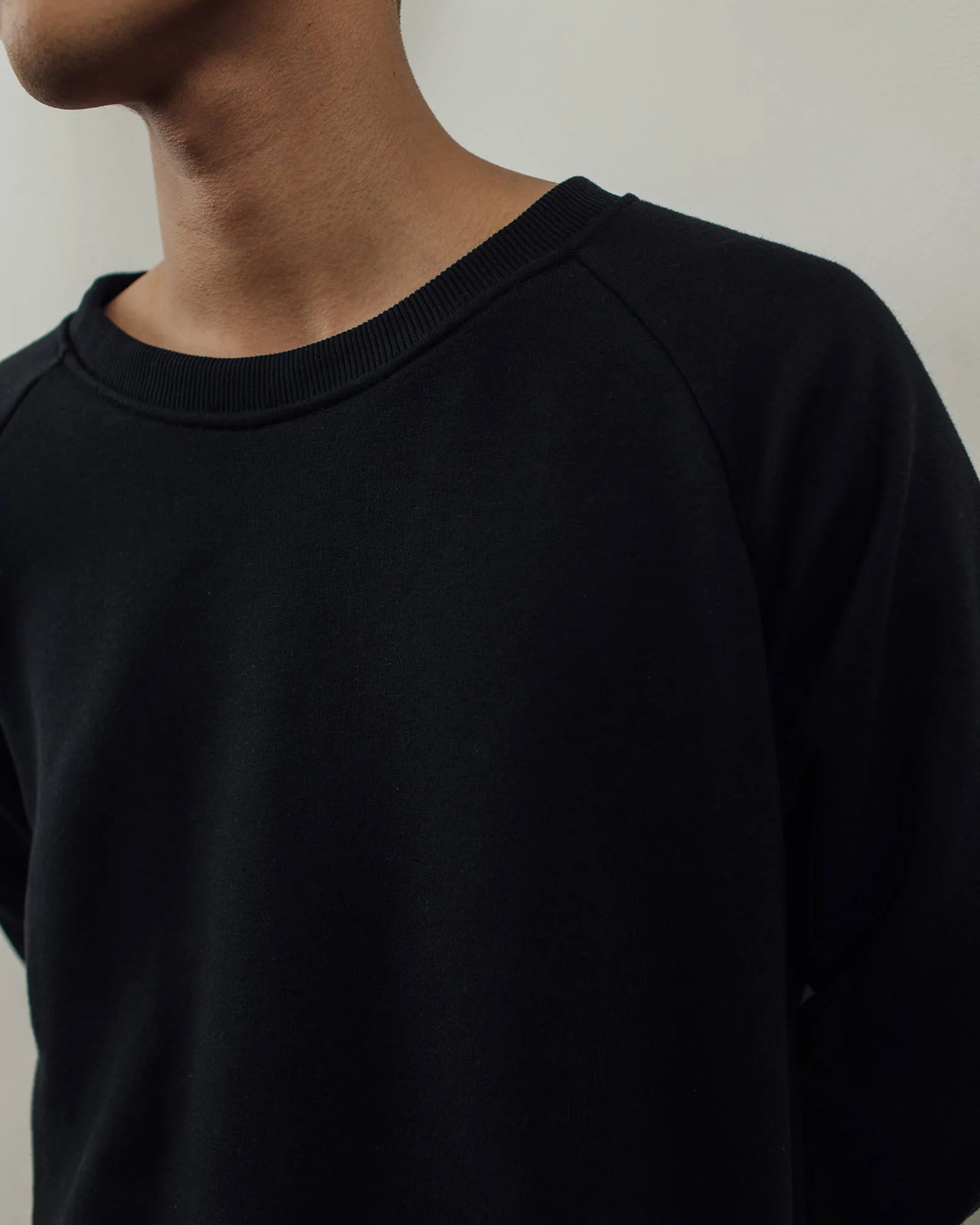 ESSENTIAL CREWNECK