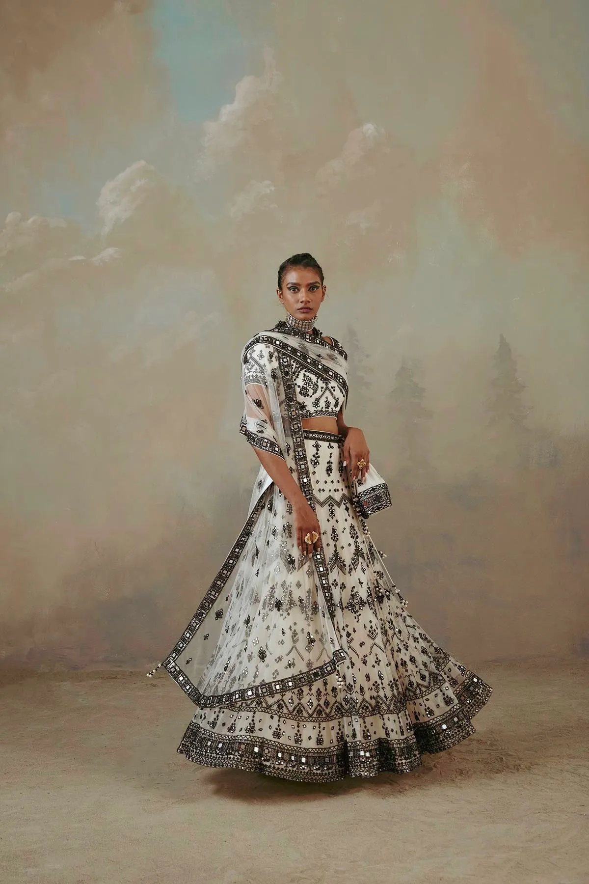 Masakali Embroidered Net Lehenga