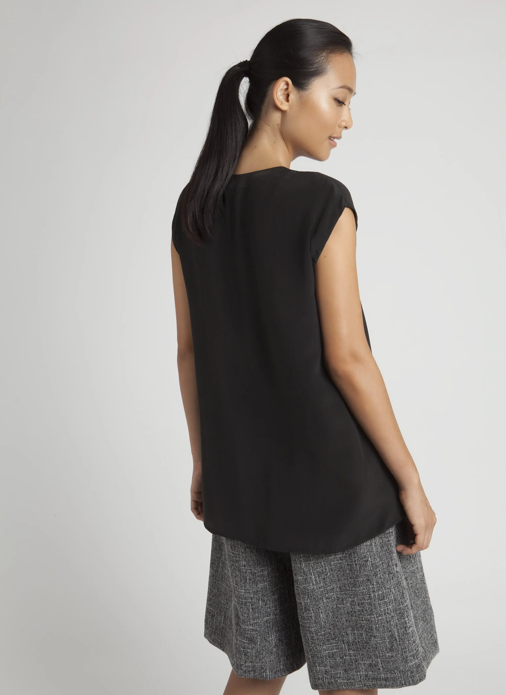Mollis Cap Sleeve Silk Top - Black
